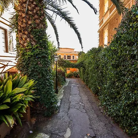 Cosy Studio In The Greenest Corner Of Trastevere Rome Exterior photo